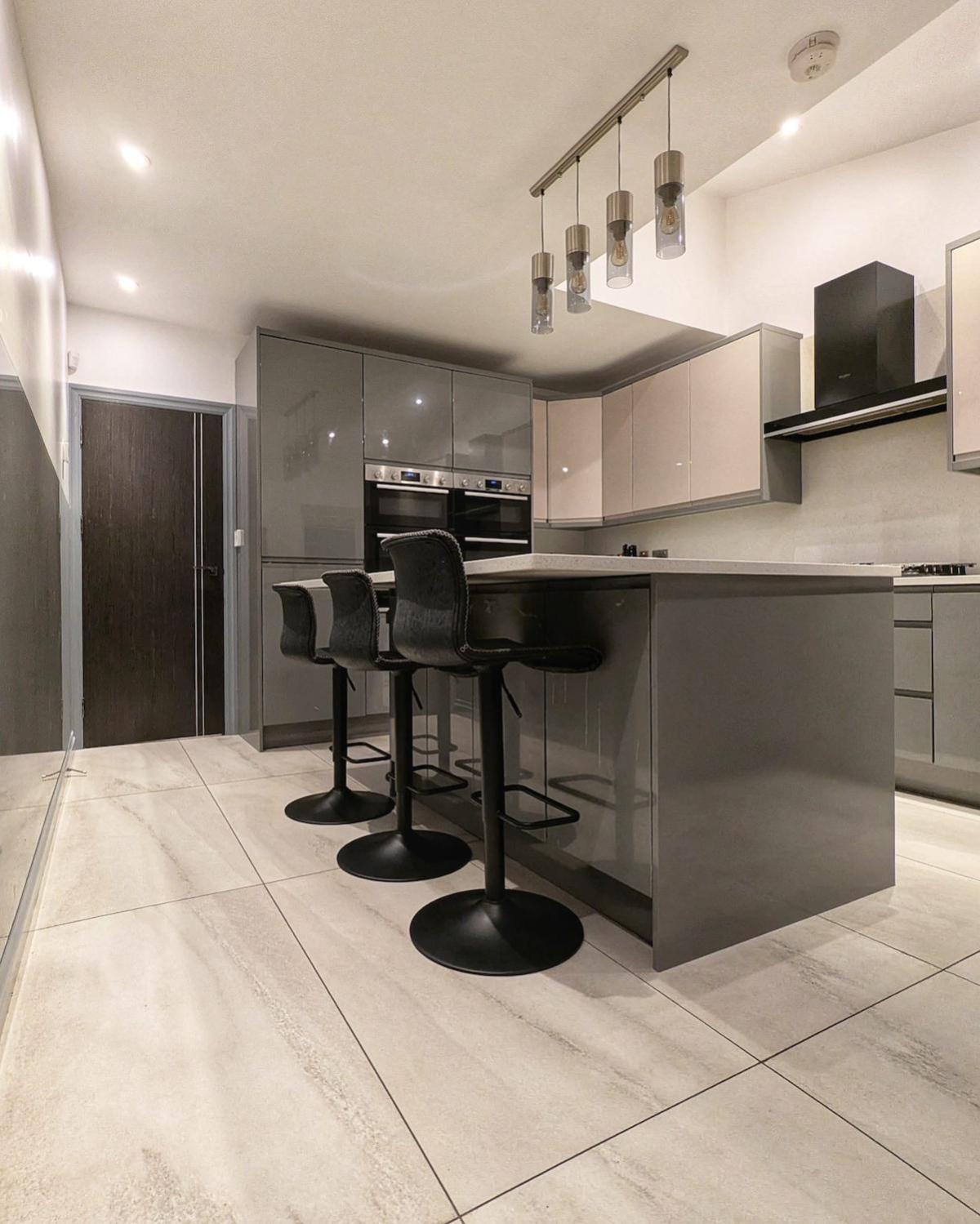 Beautiful 5 Bedroom Home Sleeps 12 People In Manchester Exterior foto
